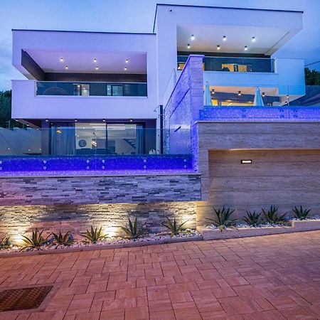 Villa Marassi With Heated Pool, Hot Tub And Sauna Crikvenica Bagian luar foto