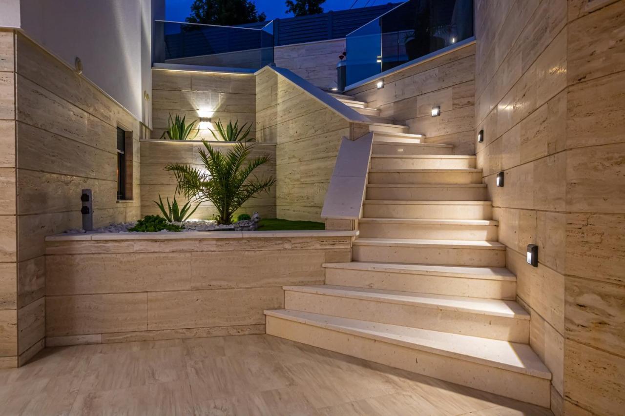 Villa Marassi With Heated Pool, Hot Tub And Sauna Crikvenica Bagian luar foto