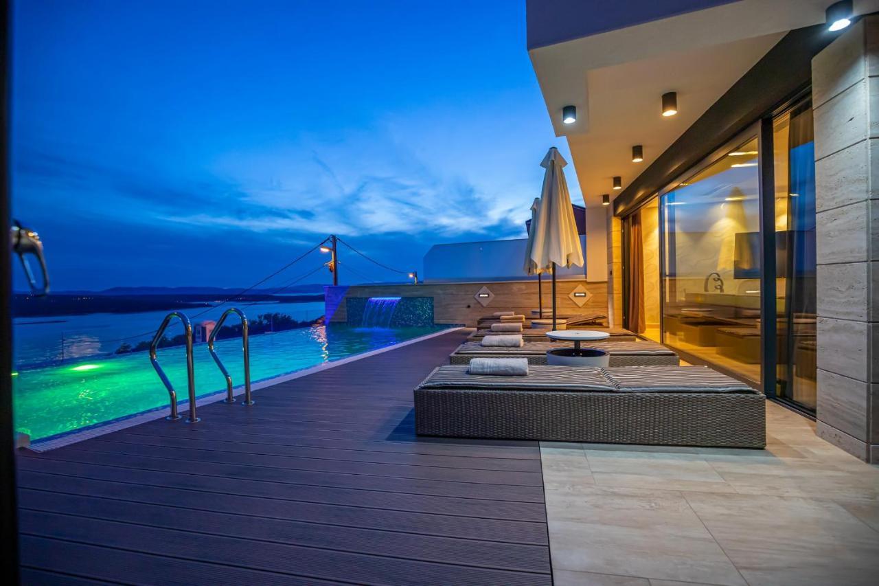 Villa Marassi With Heated Pool, Hot Tub And Sauna Crikvenica Bagian luar foto