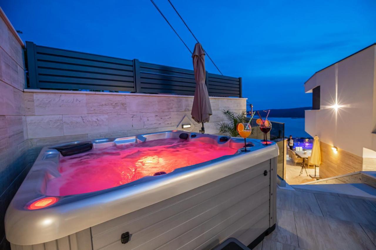 Villa Marassi With Heated Pool, Hot Tub And Sauna Crikvenica Bagian luar foto