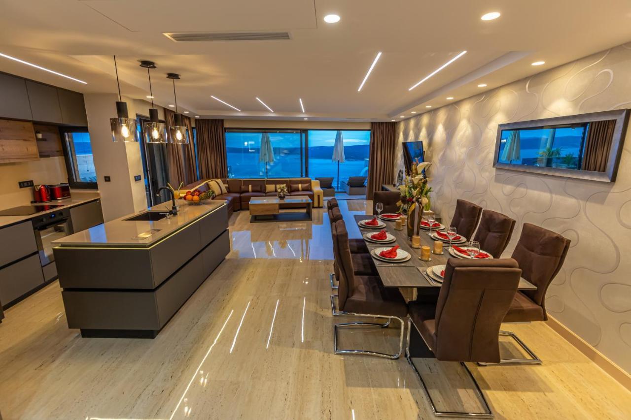 Villa Marassi With Heated Pool, Hot Tub And Sauna Crikvenica Bagian luar foto