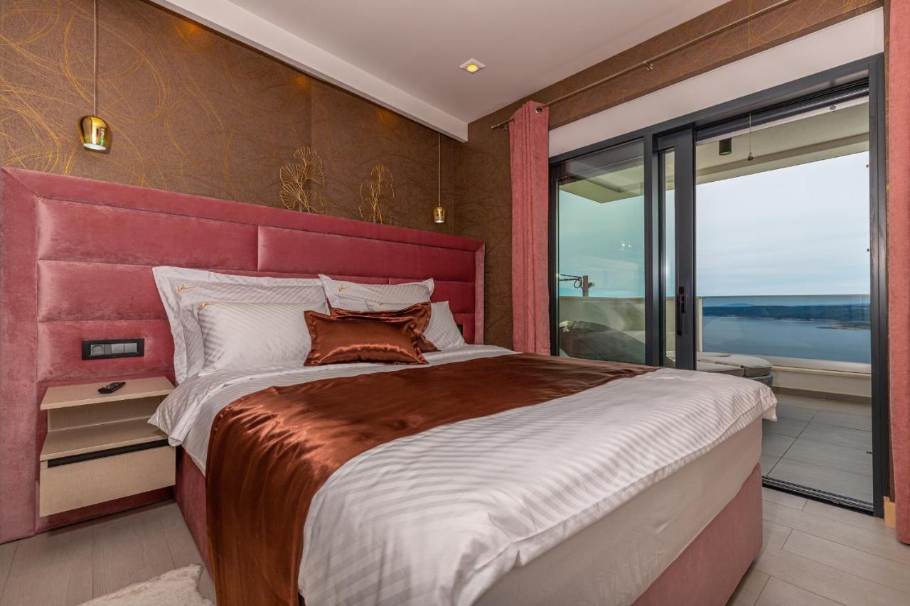 Villa Marassi With Heated Pool, Hot Tub And Sauna Crikvenica Bagian luar foto