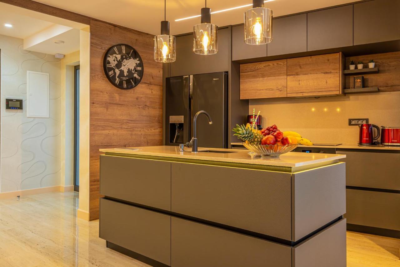 Villa Marassi With Heated Pool, Hot Tub And Sauna Crikvenica Bagian luar foto