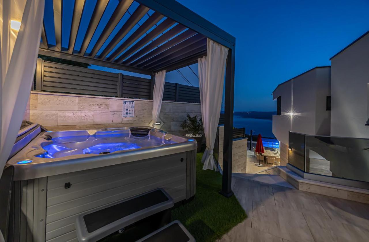 Villa Marassi With Heated Pool, Hot Tub And Sauna Crikvenica Bagian luar foto
